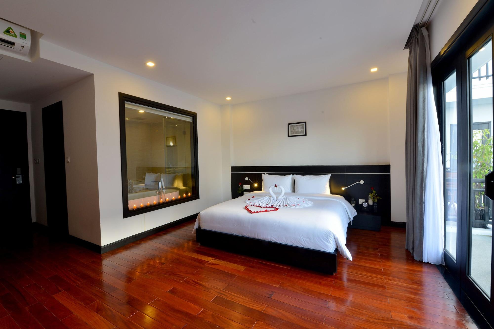 Nostalgia Hotel And Spa Hoi An Dış mekan fotoğraf