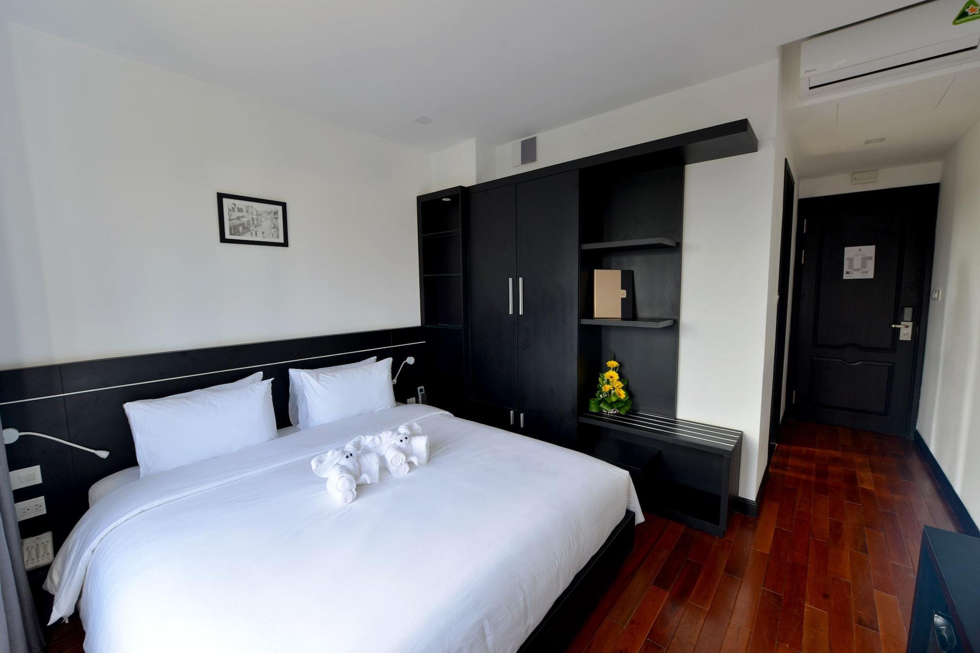 Nostalgia Hotel And Spa Hoi An Dış mekan fotoğraf