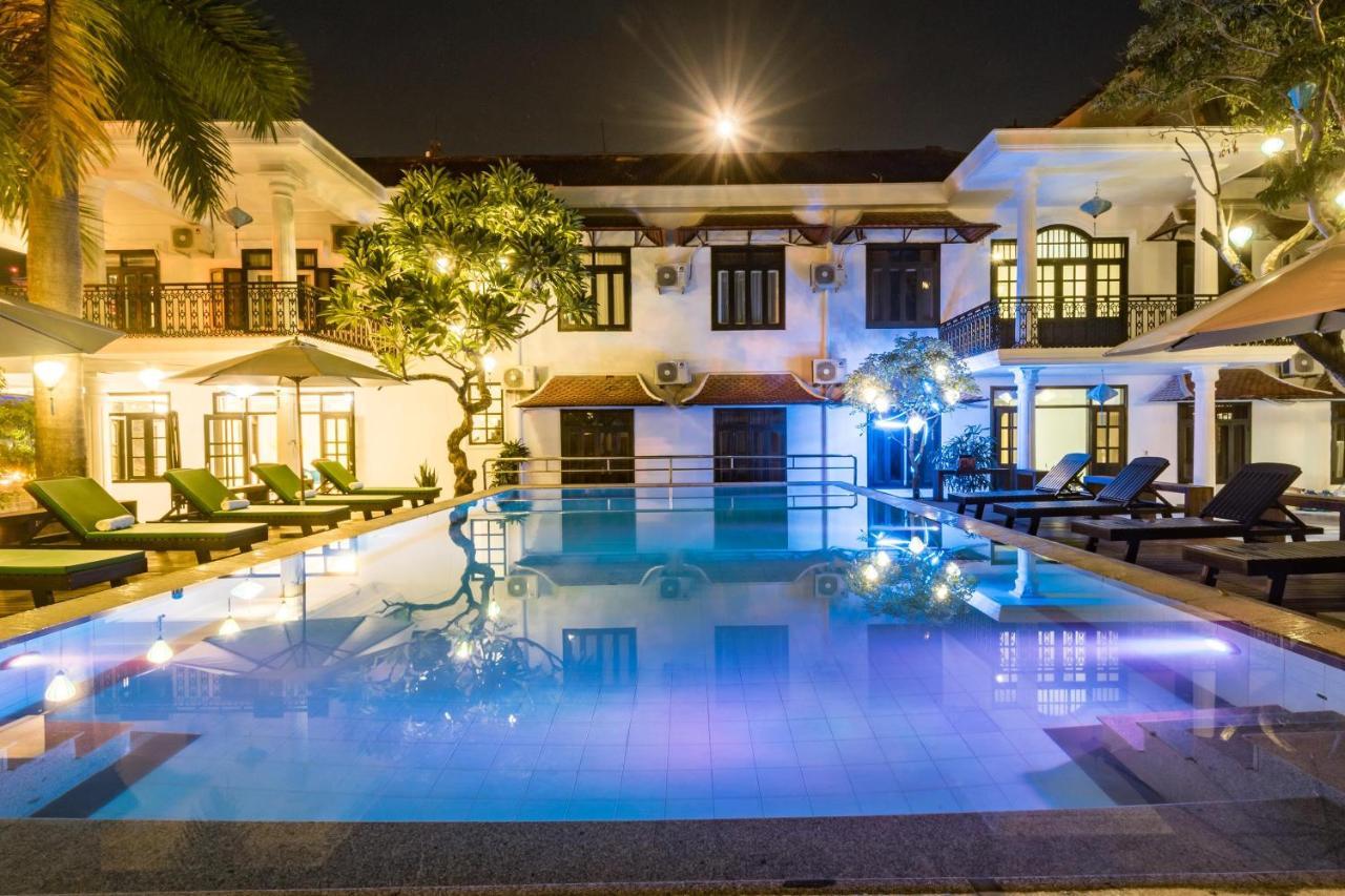 Nostalgia Hotel And Spa Hoi An Dış mekan fotoğraf