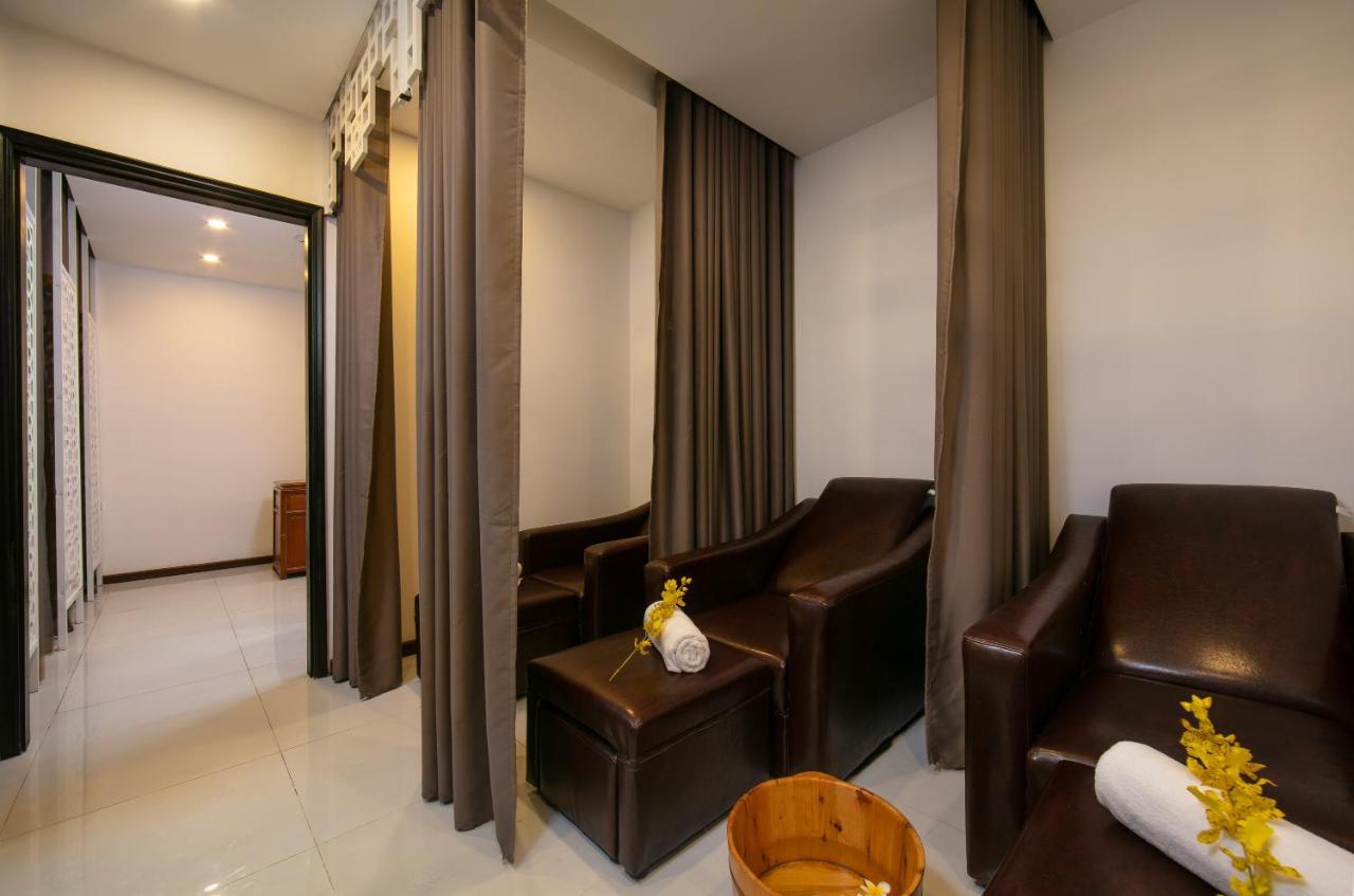 Nostalgia Hotel And Spa Hoi An Dış mekan fotoğraf
